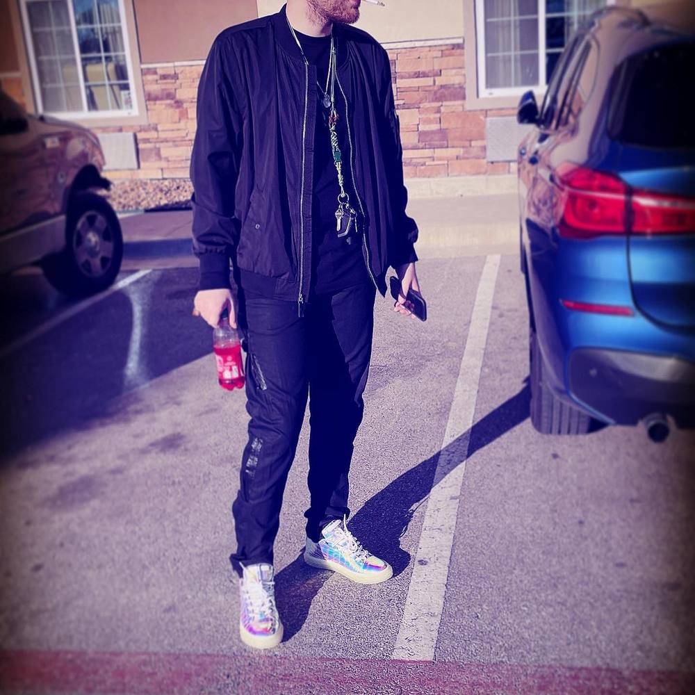 Meet your Posher, Airik